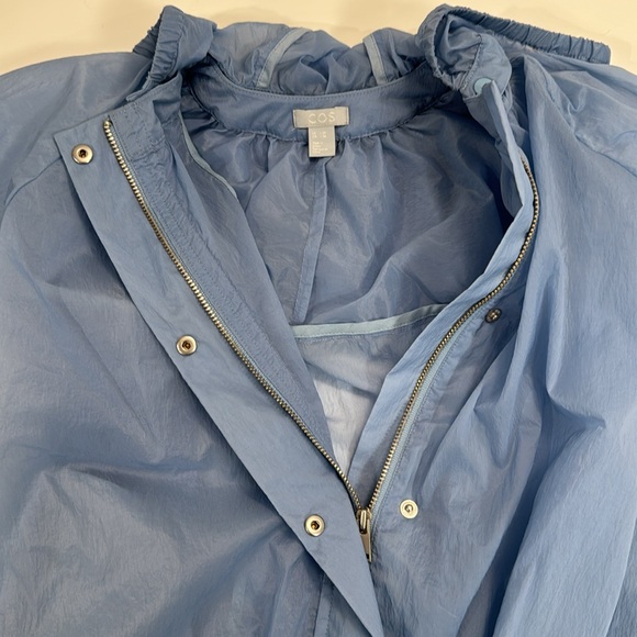 Cos Windbreaker (1-2Y) - Picture 4 of 5